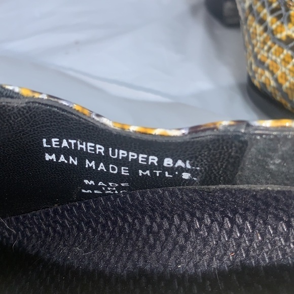 WOMEN’S Dingo Yellow Black Snakeskin Leather Healed Bootie Size 7.5M - Picture 11 of 12